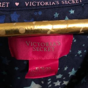 Victoria's Secret Intimates & Sleepwear - Victoria’s Secret Long-sleeve Pajama Top Victoria's Secret Intimates & Sleepwear - Victoria’s Secret Long-sleeve Pajama Top